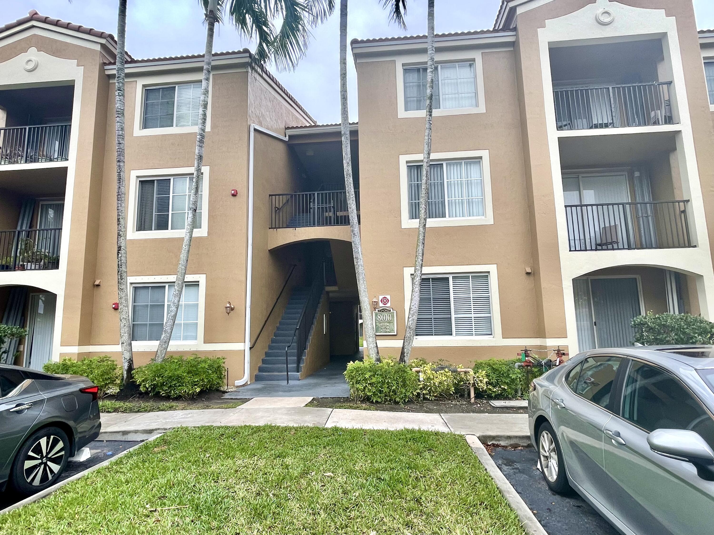 8010 North Nob Hill Road, Unit 106 Tamarac, FL 33321 - Photo 25 of 26 IMG_4300