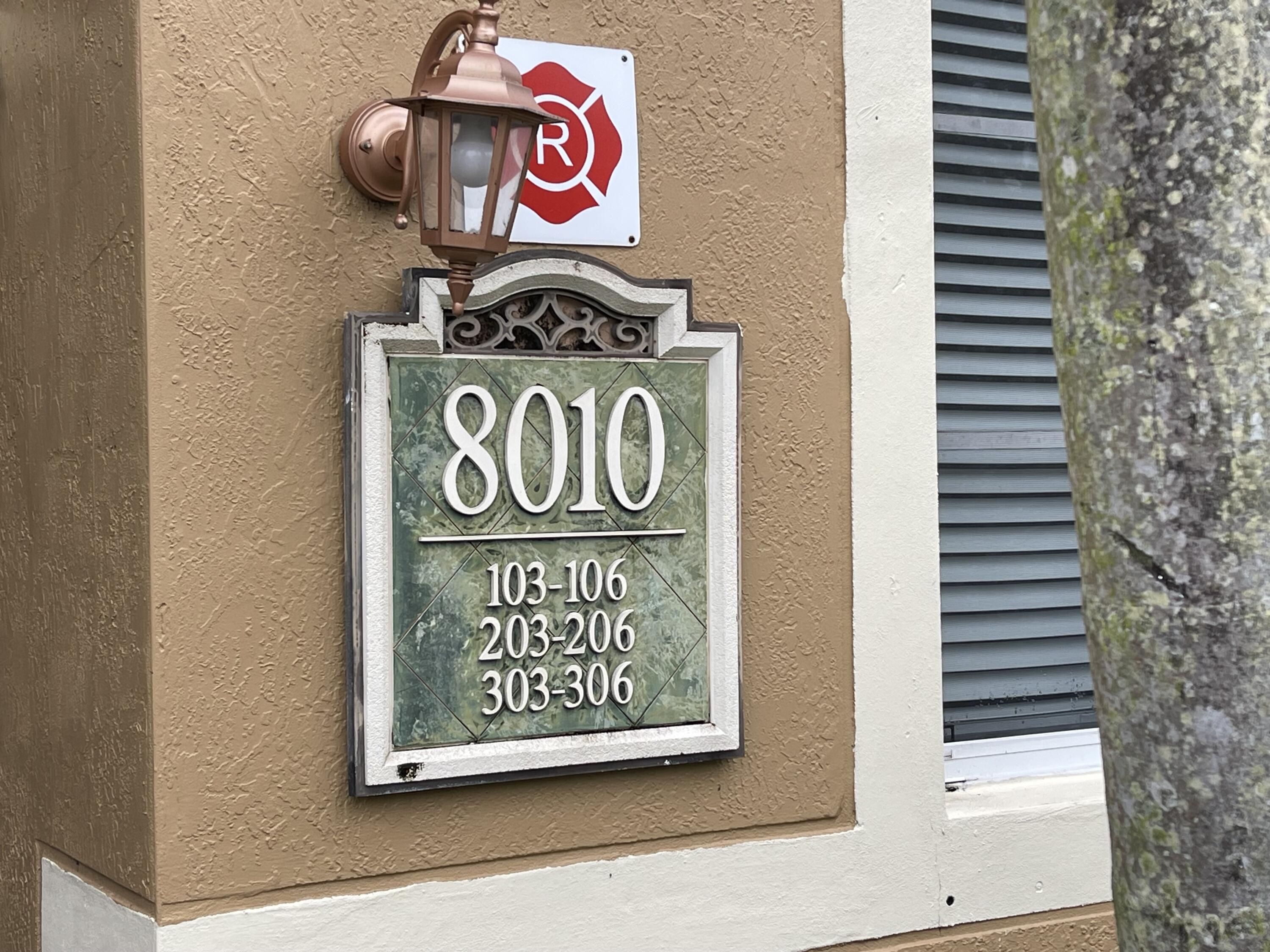 8010 North Nob Hill Road, Unit 106 Tamarac, FL 33321 - Photo 5 of 26 IMG_4274