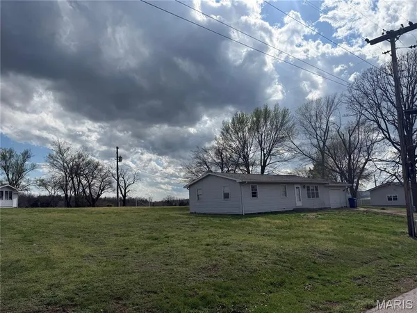 $148,500 | 210 South High Street, Iberia, MO 65486