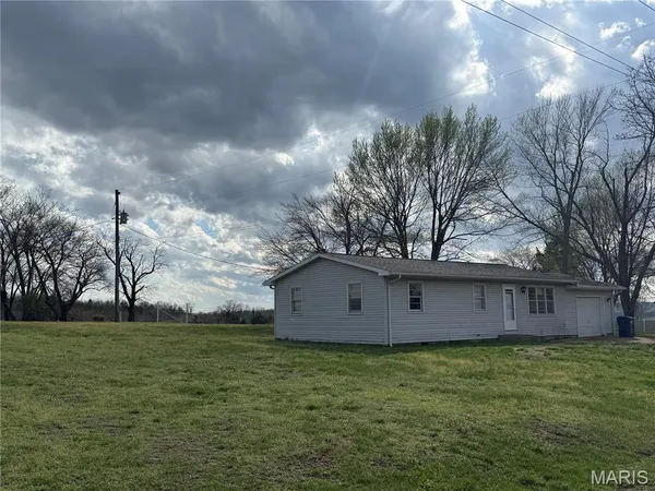 $148,500 | 210 South High Street, Iberia, MO 65486