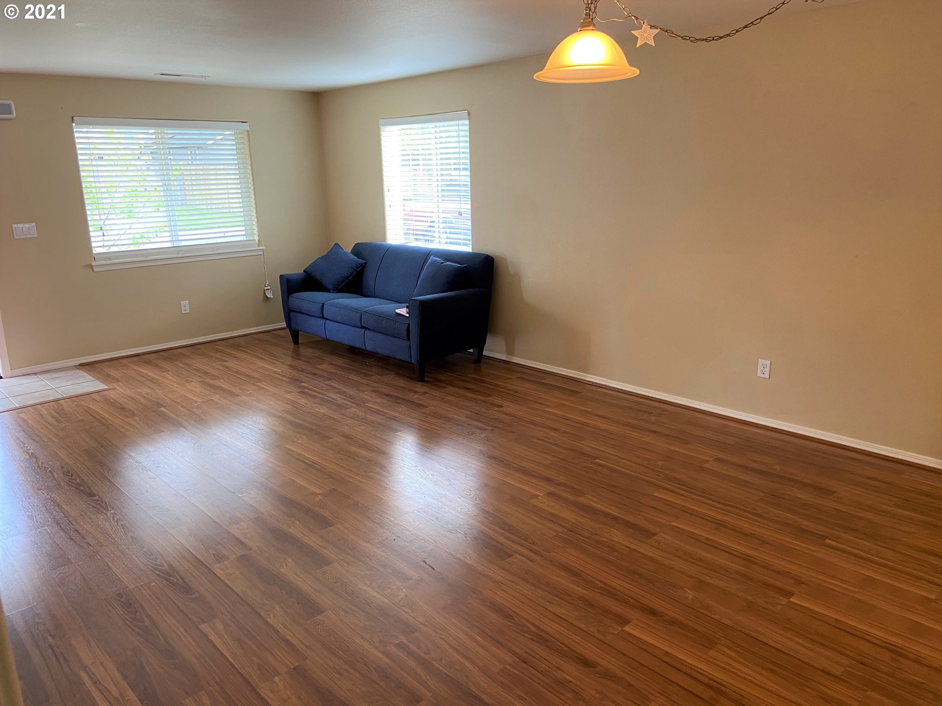 1910 South 57th Place Springfield, OR 97478 - Photo 4 of 16