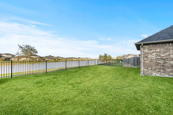 $3,400 | 28410 Hannahs Harbor Lane, Katy, TX 77494