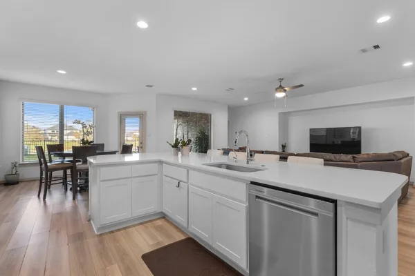 $3,400 | 28410 Hannahs Harbor Lane, Katy, TX 77494