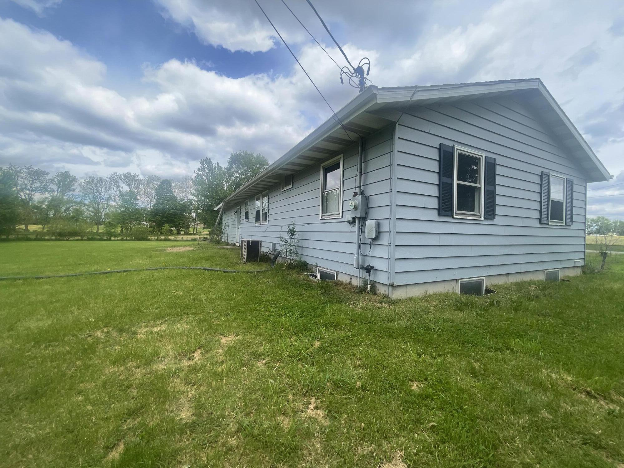 69300 Kessington Road Union, MI 49130 - Photo 3 of 21 IMG_9468