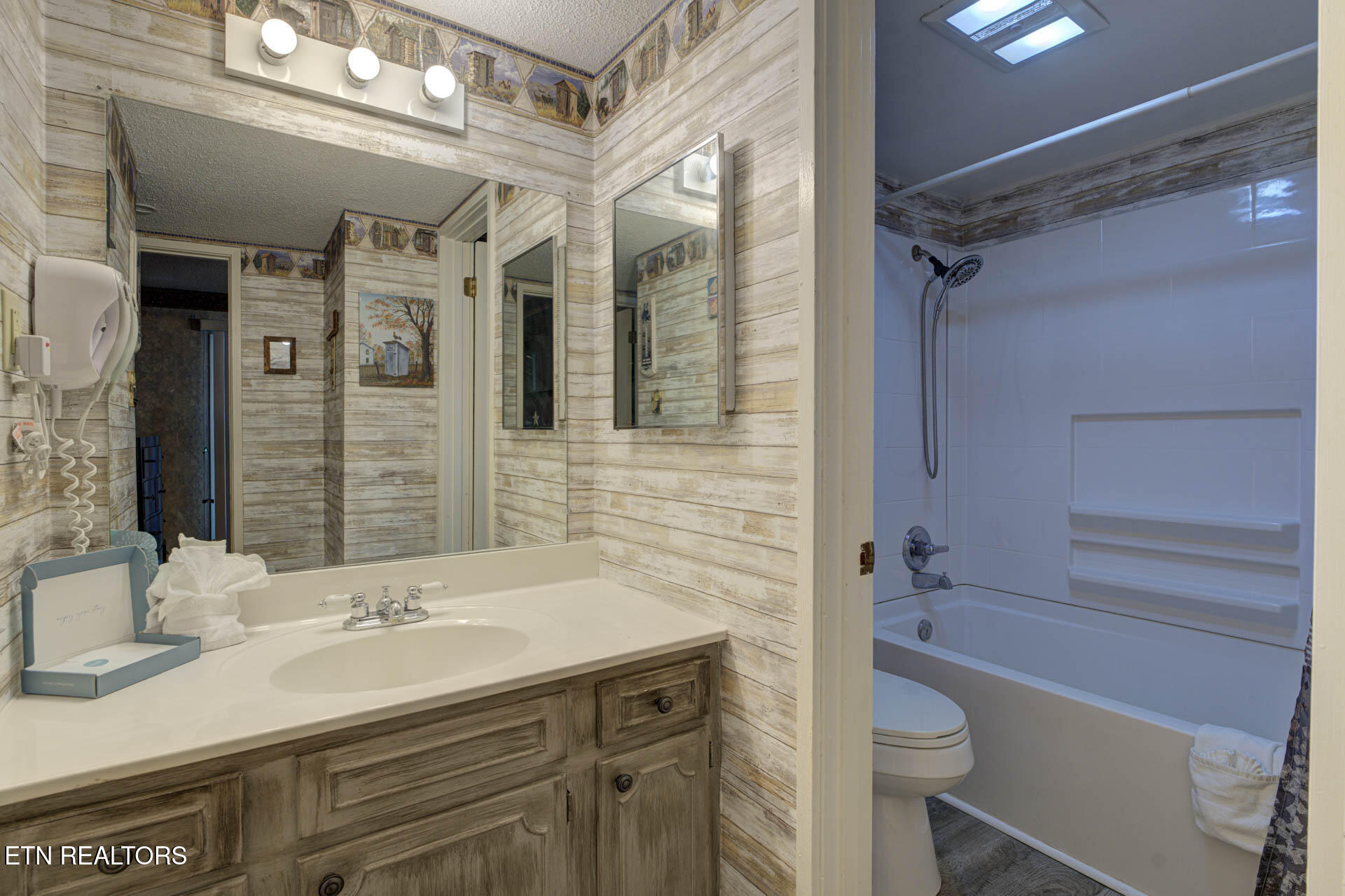 1081 Cove Road, Unit 613 Sevierville, TN 37876 - Photo 13 of 33 English Mountain Condo-18