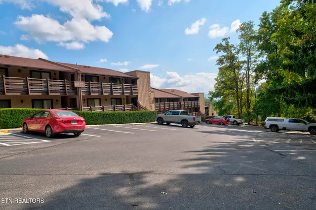 $139,900 | 1081 Cove Road, Unit 613, Sevierville, TN 37876