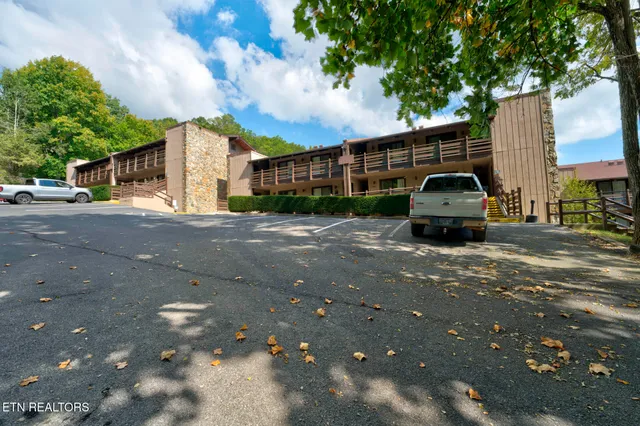 $139,900 | 1081 Cove Road, Unit 613, Sevierville, TN 37876