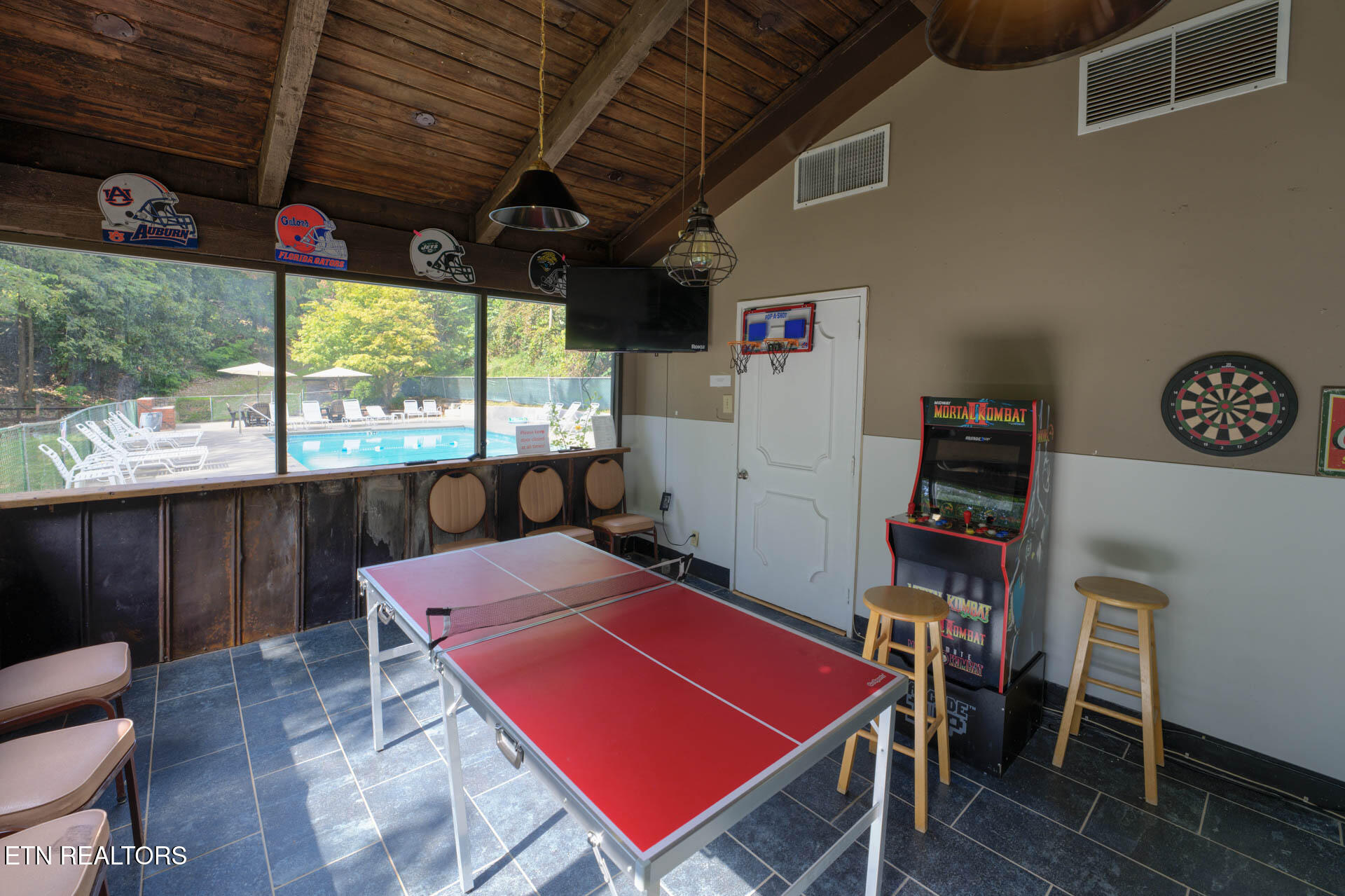 1081 Cove Road, Unit 613 Sevierville, TN 37876 - Photo 31 of 33 English Mountain Condo-43