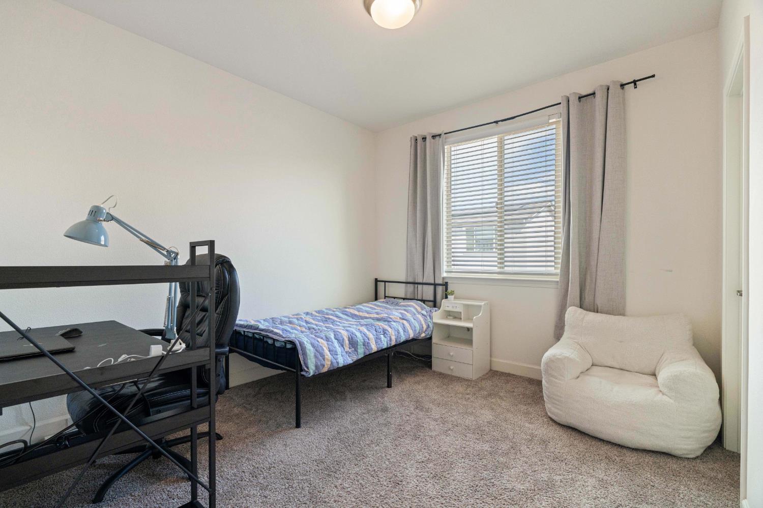 1032 Sebago Street Roseville, CA 95747 - Photo 27 of 49