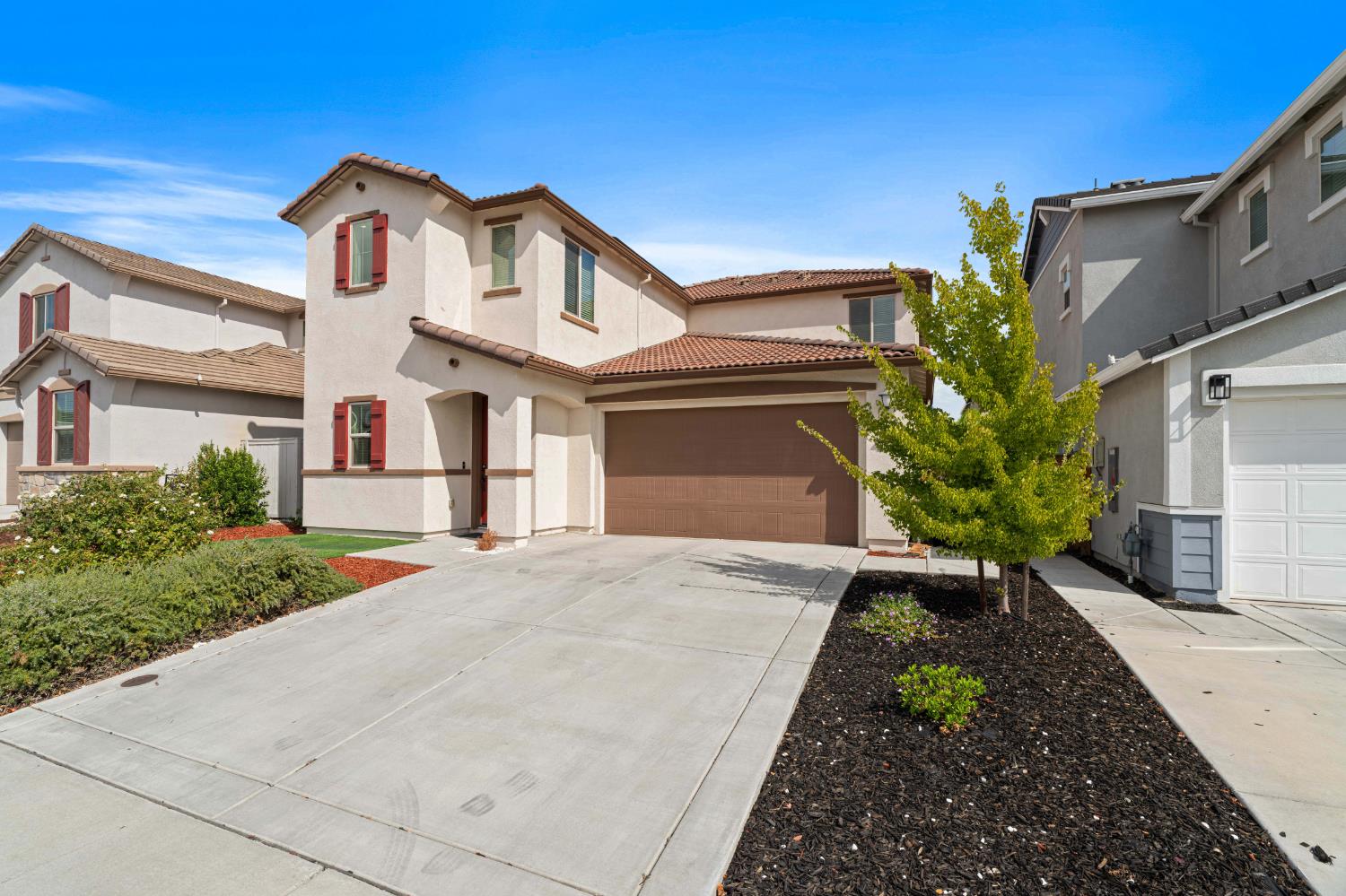 1032 Sebago Street Roseville, CA 95747 - Photo 3 of 49