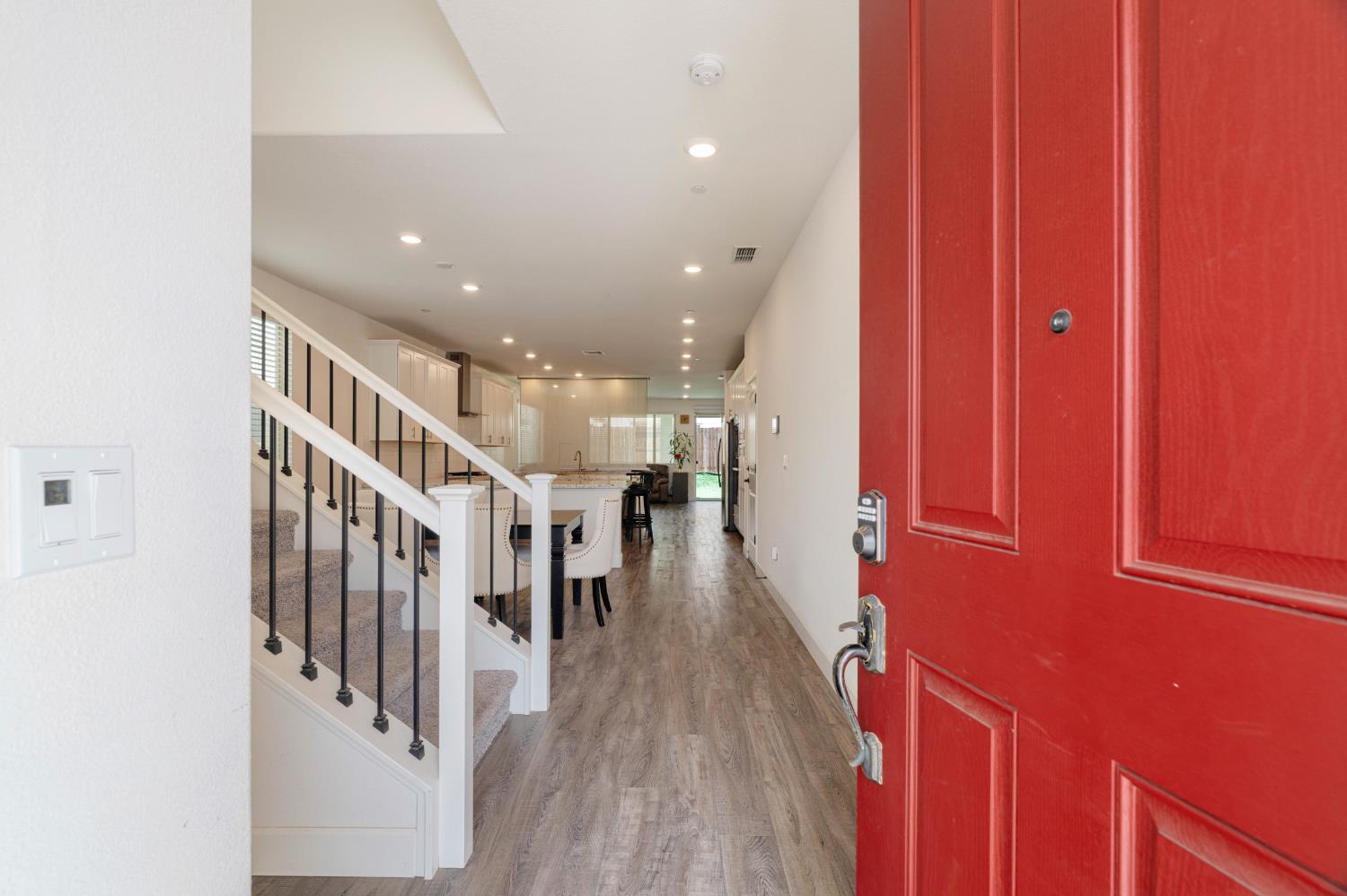 1032 Sebago Street Roseville, CA 95747 - Photo 5 of 49