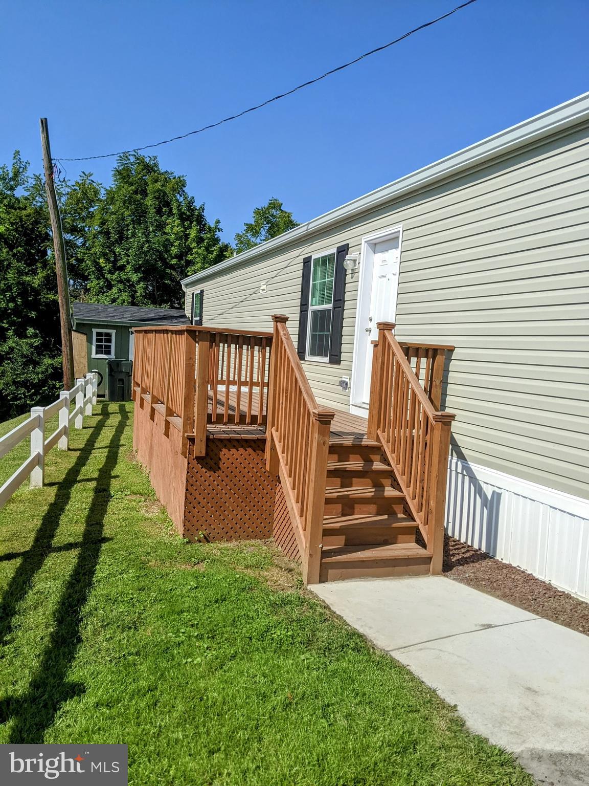 22 Abbey Road Coatesville, PA 19320 - Photo 1 of 10 Gallery Image 1