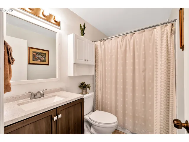 $399,000 | 2390 Northeast Spruce Avenue, Gresham, OR 97030