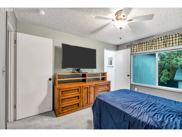 $399,000 | 2390 Northeast Spruce Avenue, Gresham, OR 97030