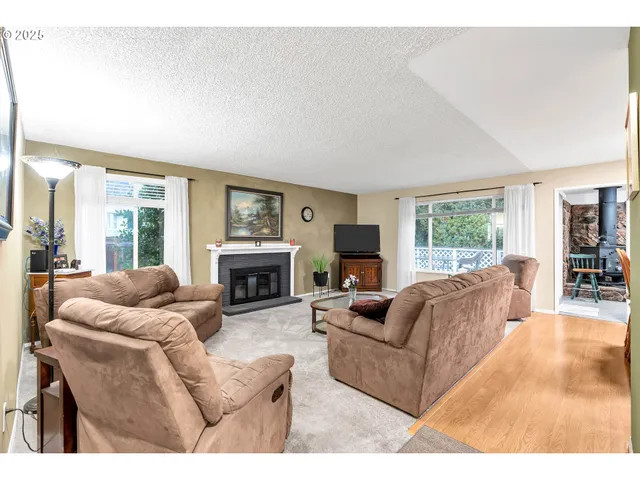 $399,000 | 2390 Northeast Spruce Avenue, Gresham, OR 97030