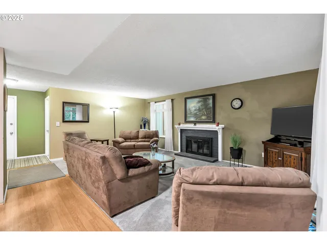 $399,000 | 2390 Northeast Spruce Avenue, Gresham, OR 97030