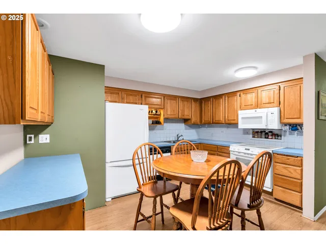 $399,000 | 2390 Northeast Spruce Avenue, Gresham, OR 97030