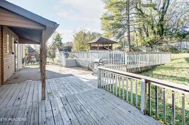 $260,000 | 1935 Sterchi Street, Knoxville, TN 37921