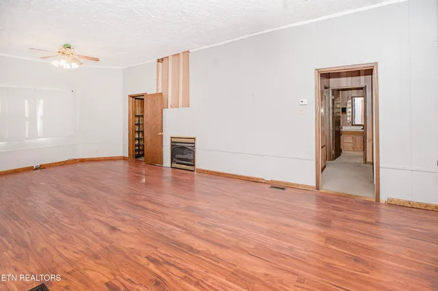 $260,000 | 1935 Sterchi Street, Knoxville, TN 37921