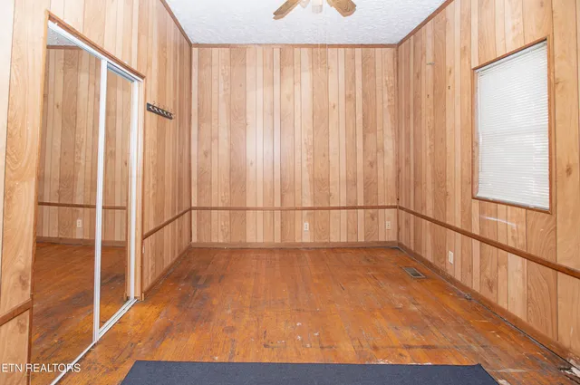 $260,000 | 1935 Sterchi Street, Knoxville, TN 37921