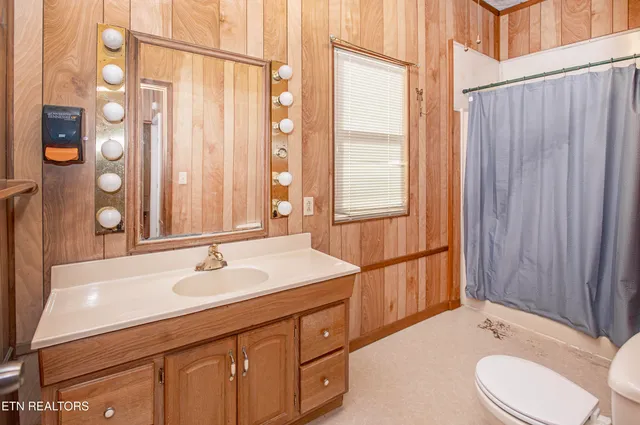 $260,000 | 1935 Sterchi Street, Knoxville, TN 37921