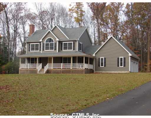108 Abbey Road East Hampton, CT 06424 - Photo 1 of 1
