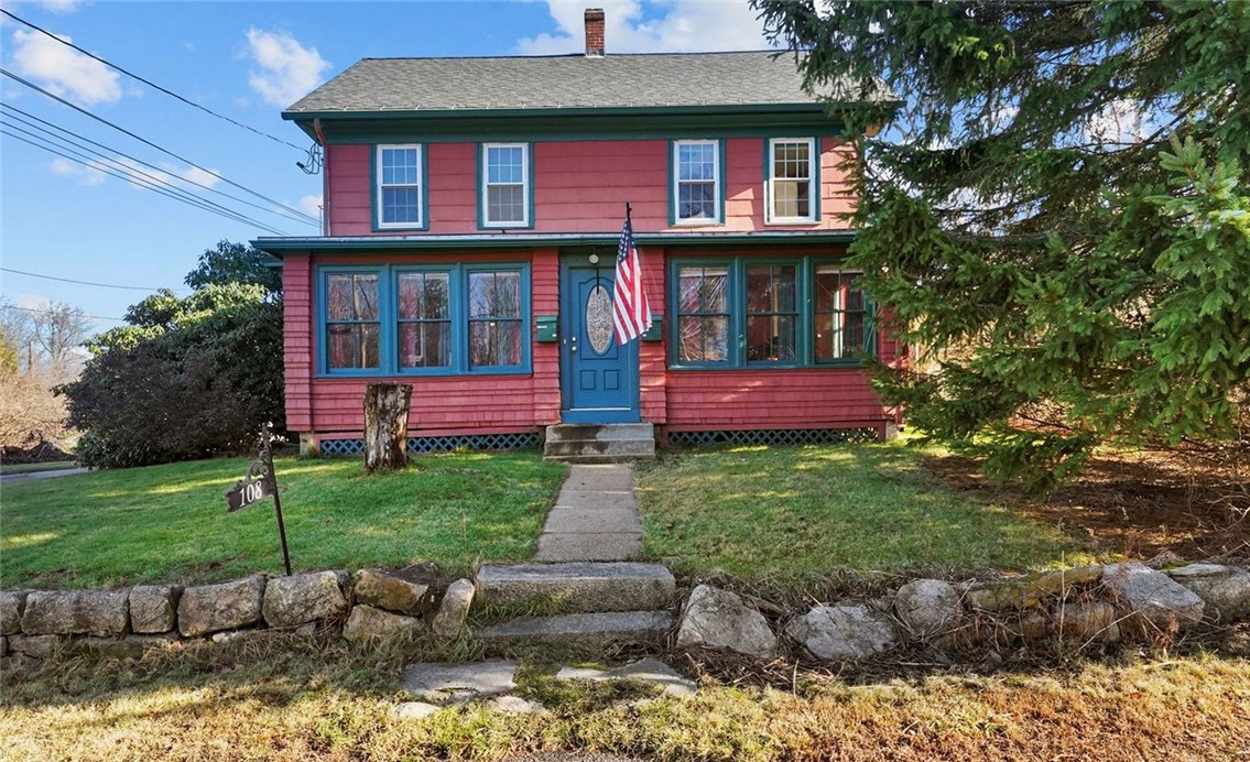 108 Mendon Road North Smithfield, RI 02896 - Photo 1 of 37