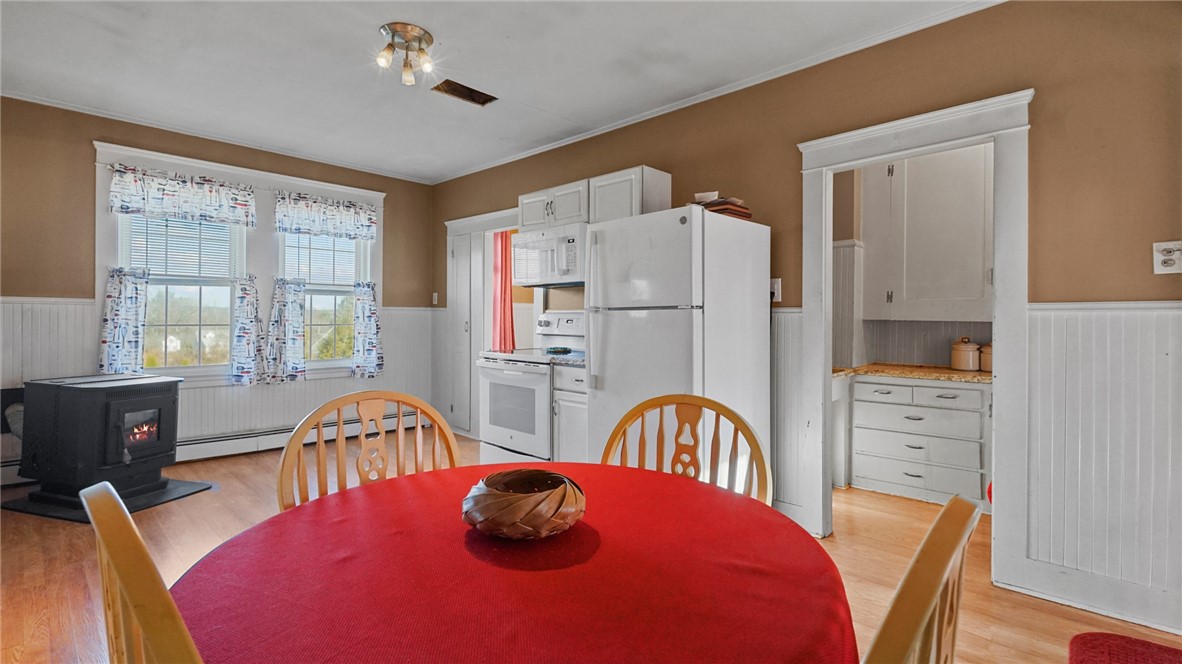 108 Mendon Road North Smithfield, RI 02896 - Photo 18 of 37