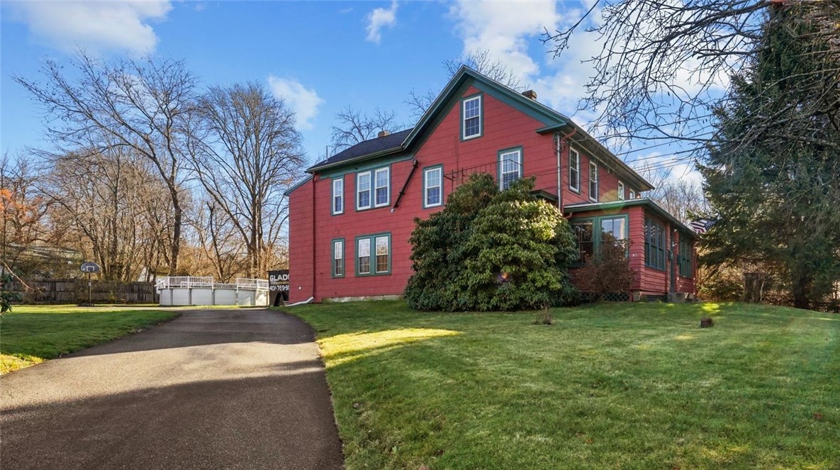 108 Mendon Road North Smithfield, RI 02896 - Photo 2 of 37