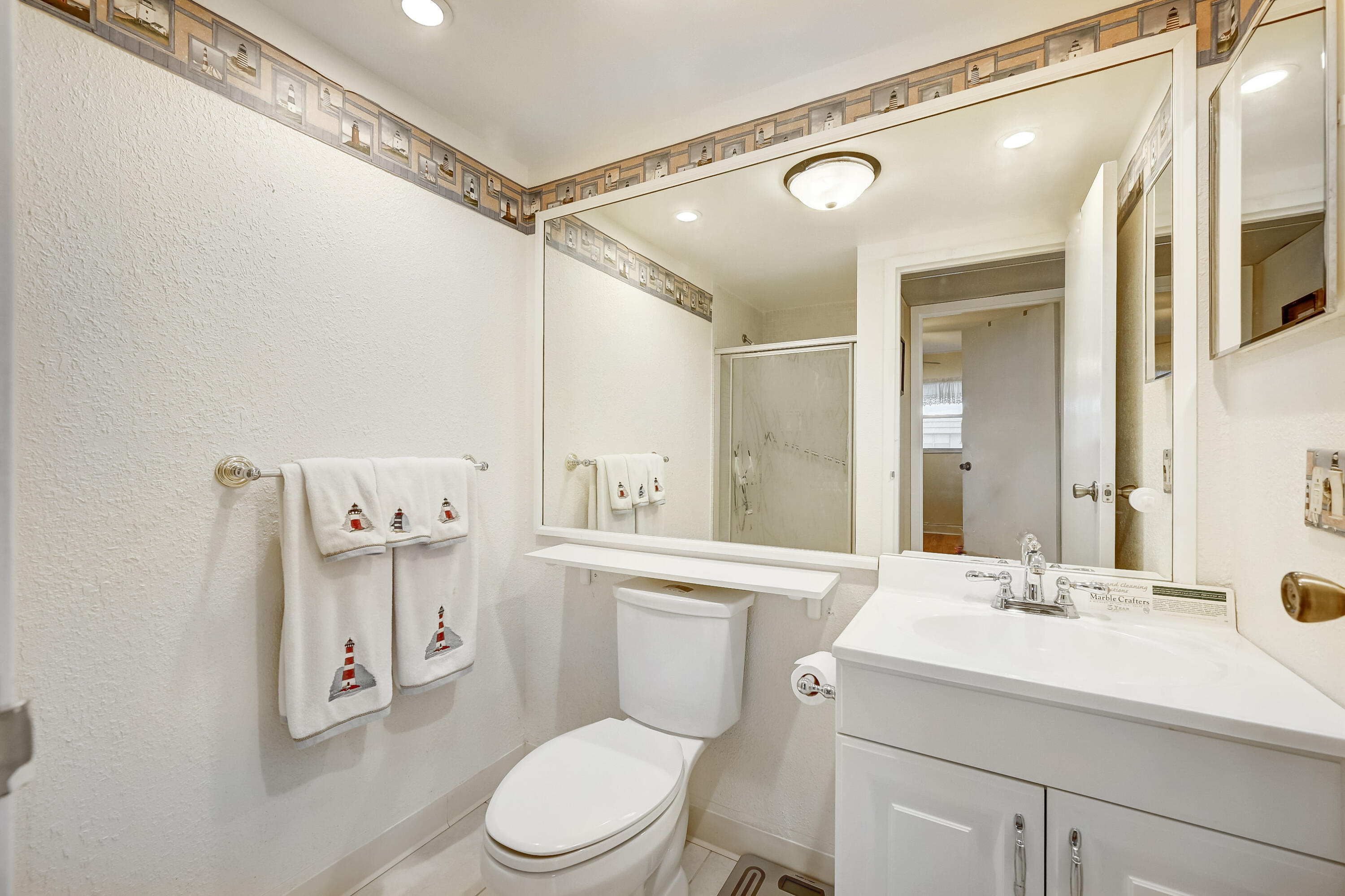 601 Monaco Way, Unit M Delray Beach, FL 33446 - Photo 9 of 14 Bathroom 1 with Walk In Shower