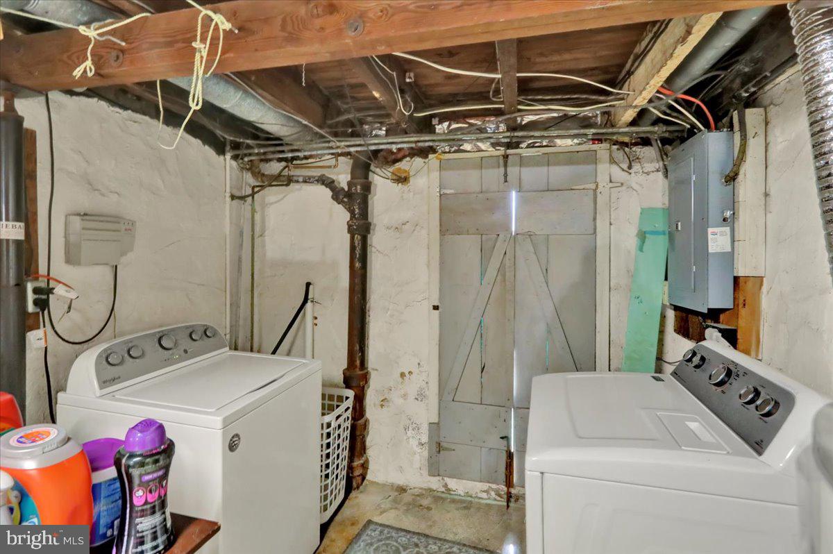 258 East Walnut Street Kutztown, PA 19530 - Photo 21 of 30 a utility room with a washer and dryer