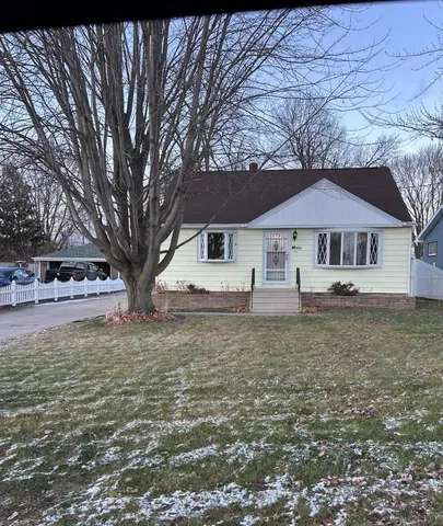 $175,000 | 976 3rd Street, Menasha, WI 54952