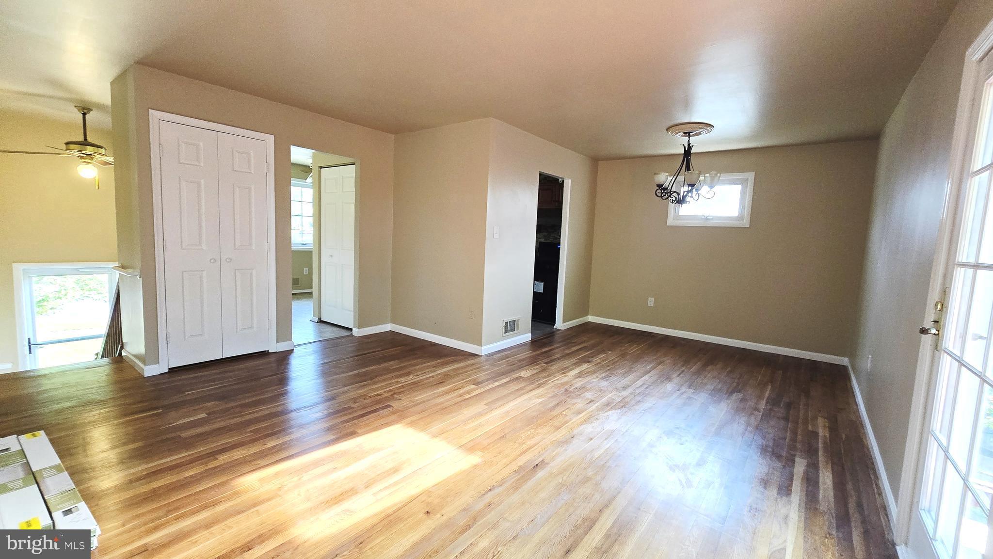 5020 Paducah Road College Park, MD 20740 - Photo 11 of 64 Large Living-Dining Room