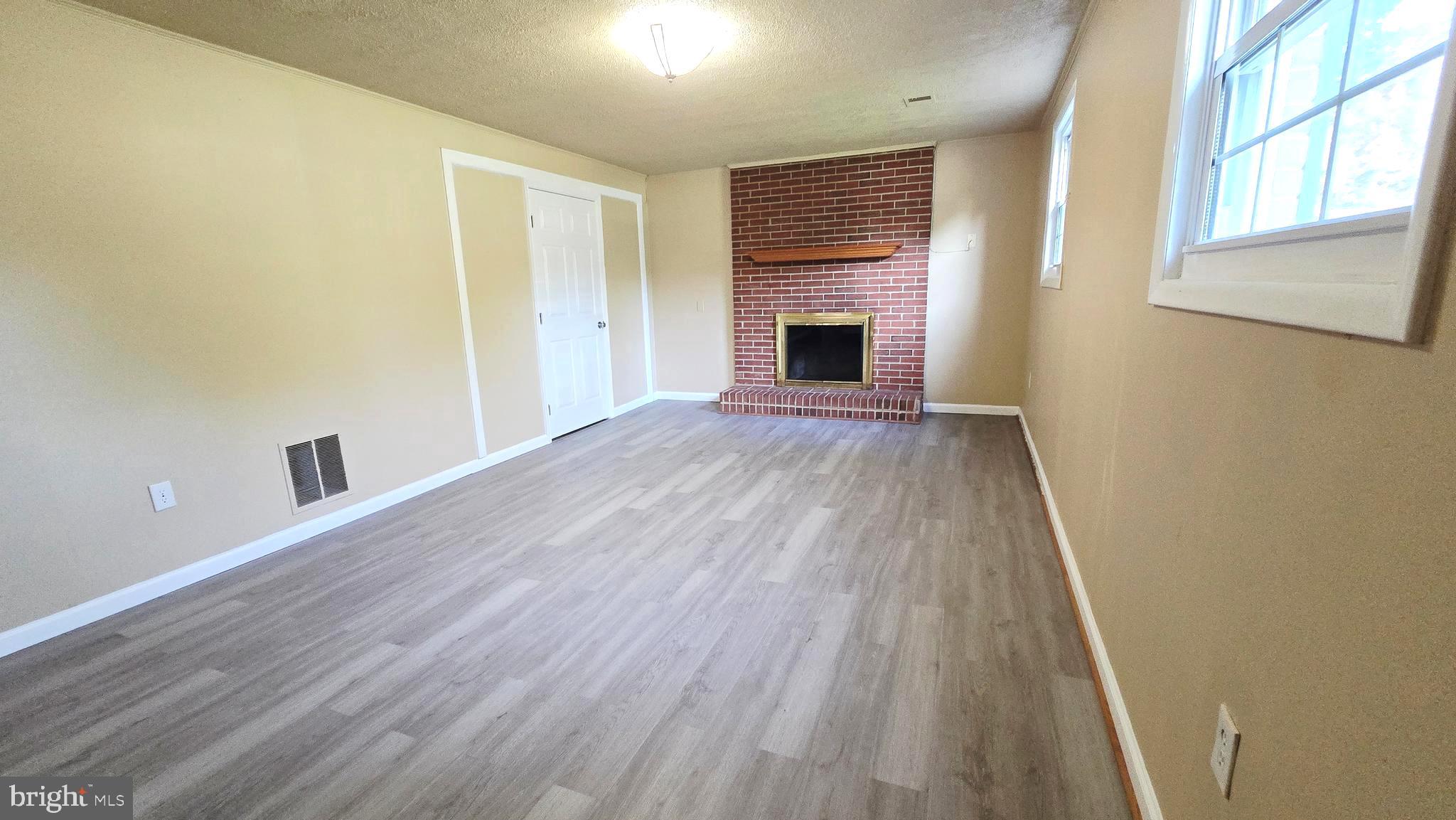 5020 Paducah Road College Park, MD 20740 - Photo 42 of 64 Expansive Family Room