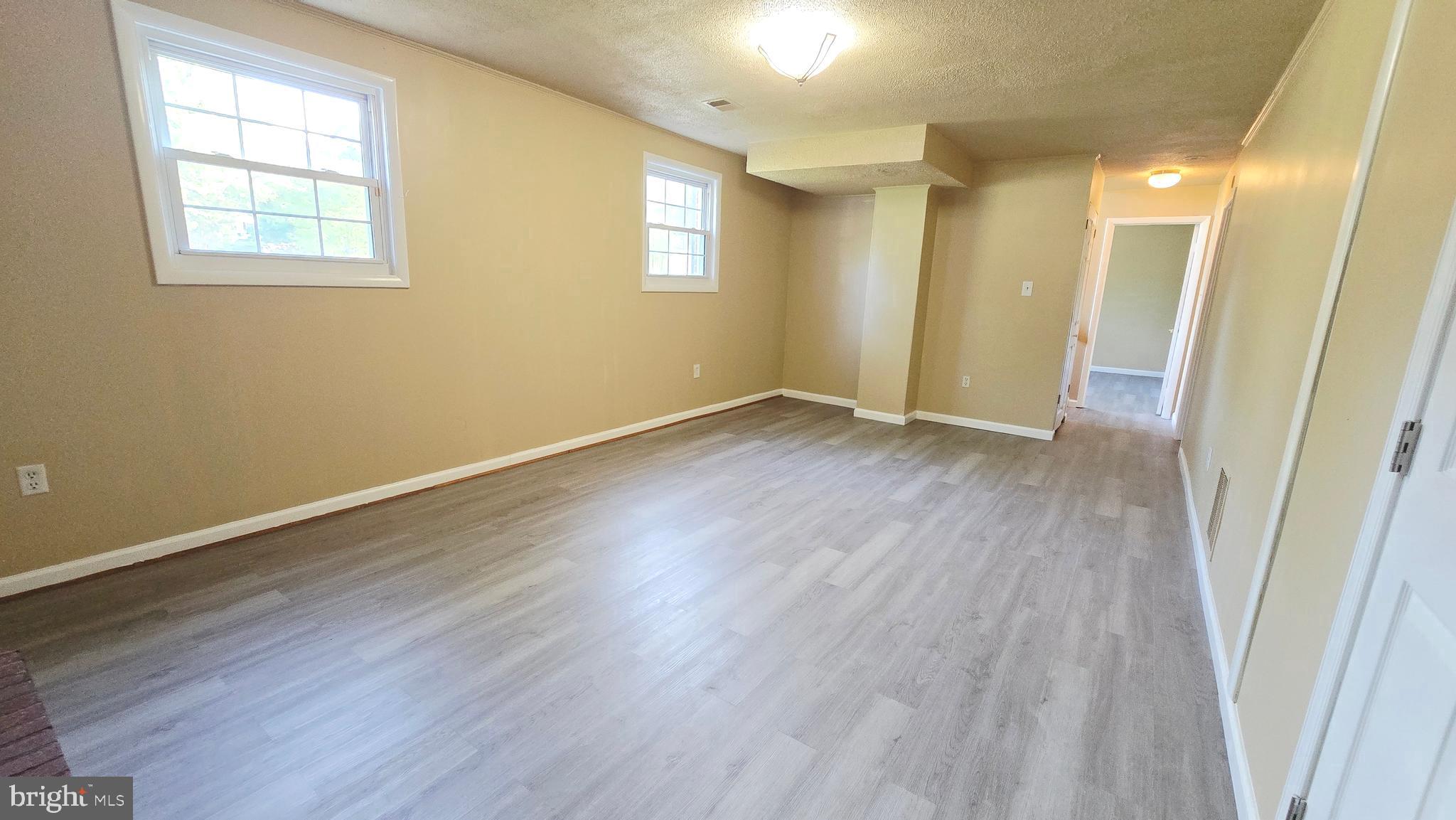 5020 Paducah Road College Park, MD 20740 - Photo 44 of 64 Expansive Family Room