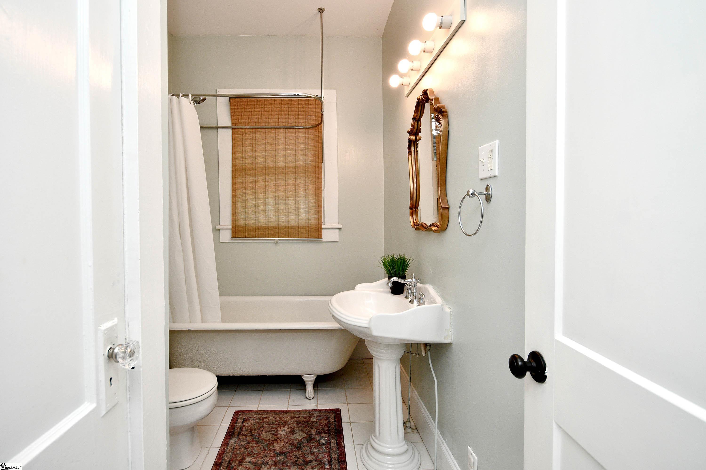 8 North Franklin Road Greenville, SC 29609 - Photo 15 of 26 Gallery Image 15