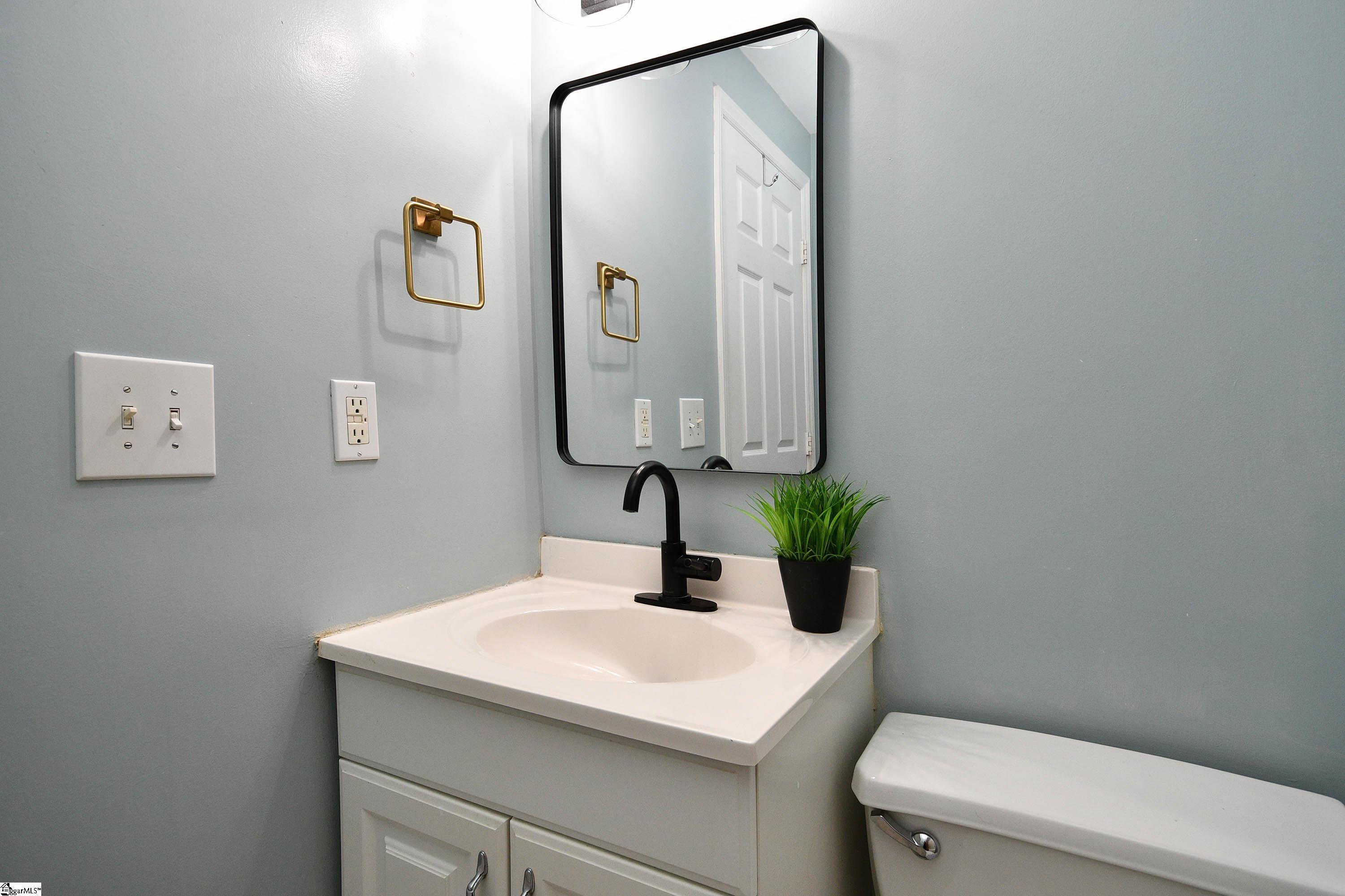 8 North Franklin Road Greenville, SC 29609 - Photo 21 of 26 Gallery Image 21
