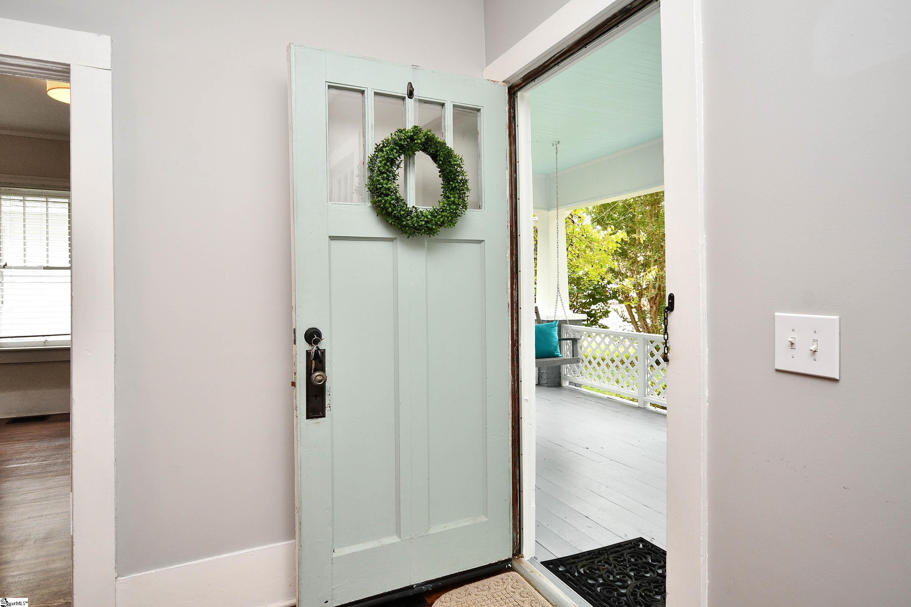 8 North Franklin Road Greenville, SC 29609 - Photo 5 of 26 Gallery Image 5