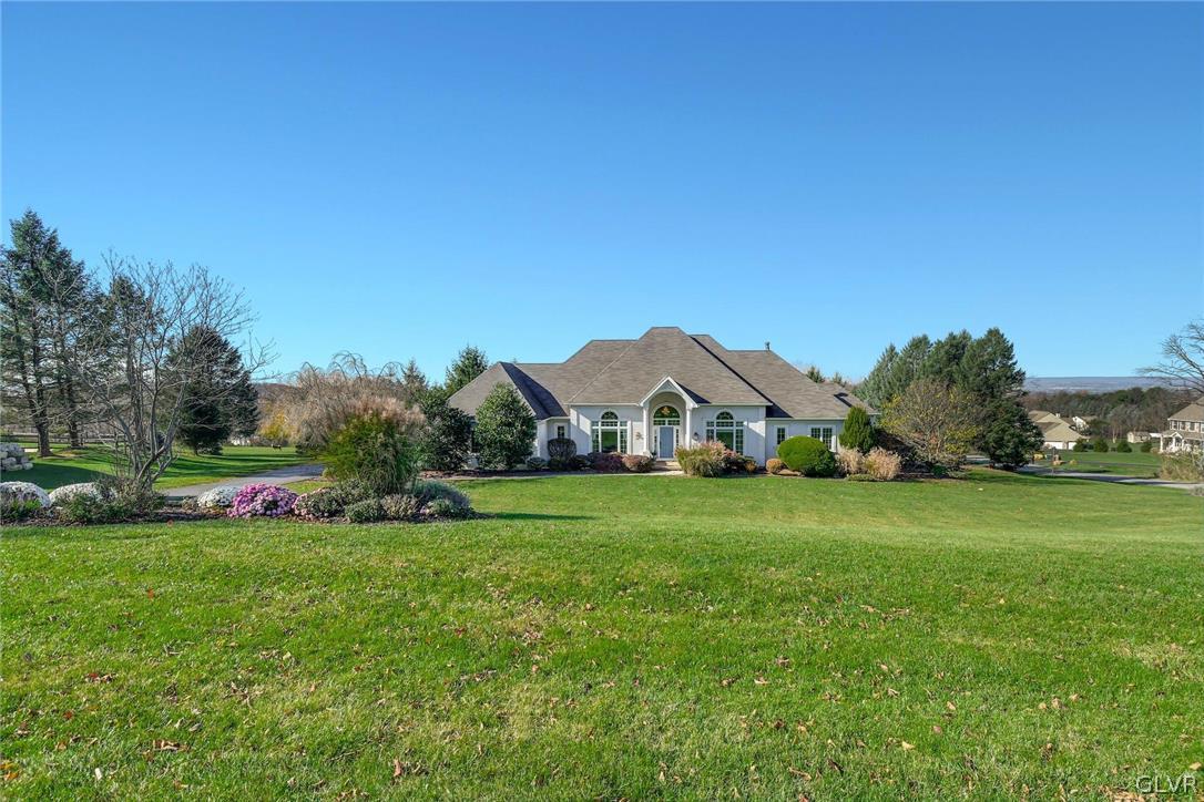 10 Barron Hill Road Easton, PA 18042 - Photo 2 of 35 a front view of a house with garden
