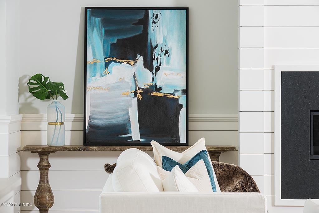 498 Lake Avenue Greenwich, CT 06830 - Photo 22 of 37 a bathroom with a bathtub and a sink