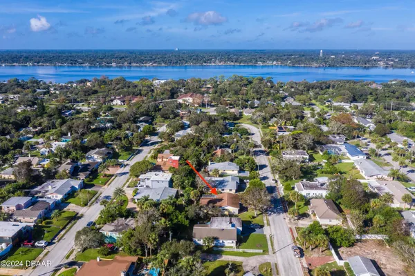 $2,500 | 136 Valencia Drive, Ormond Beach, FL 32176