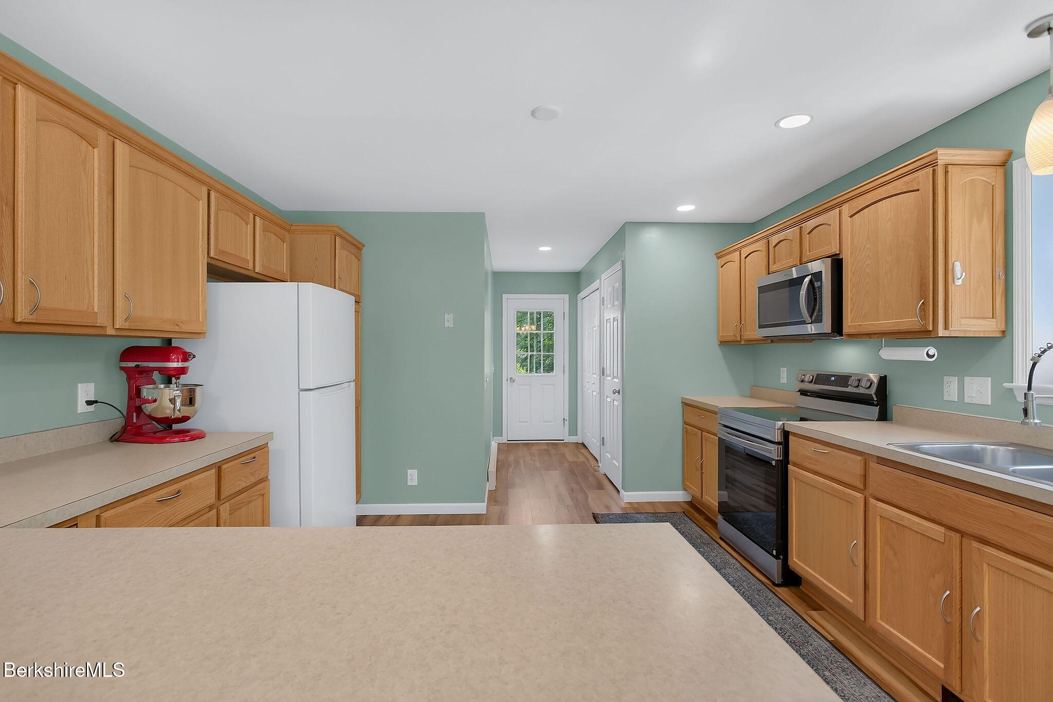 235 McNerney Road Becket, MA 01223 - Photo 15 of 43 kitchen