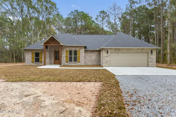 $399,900 | 5360 Hoda Road, Kiln, MS 39556
