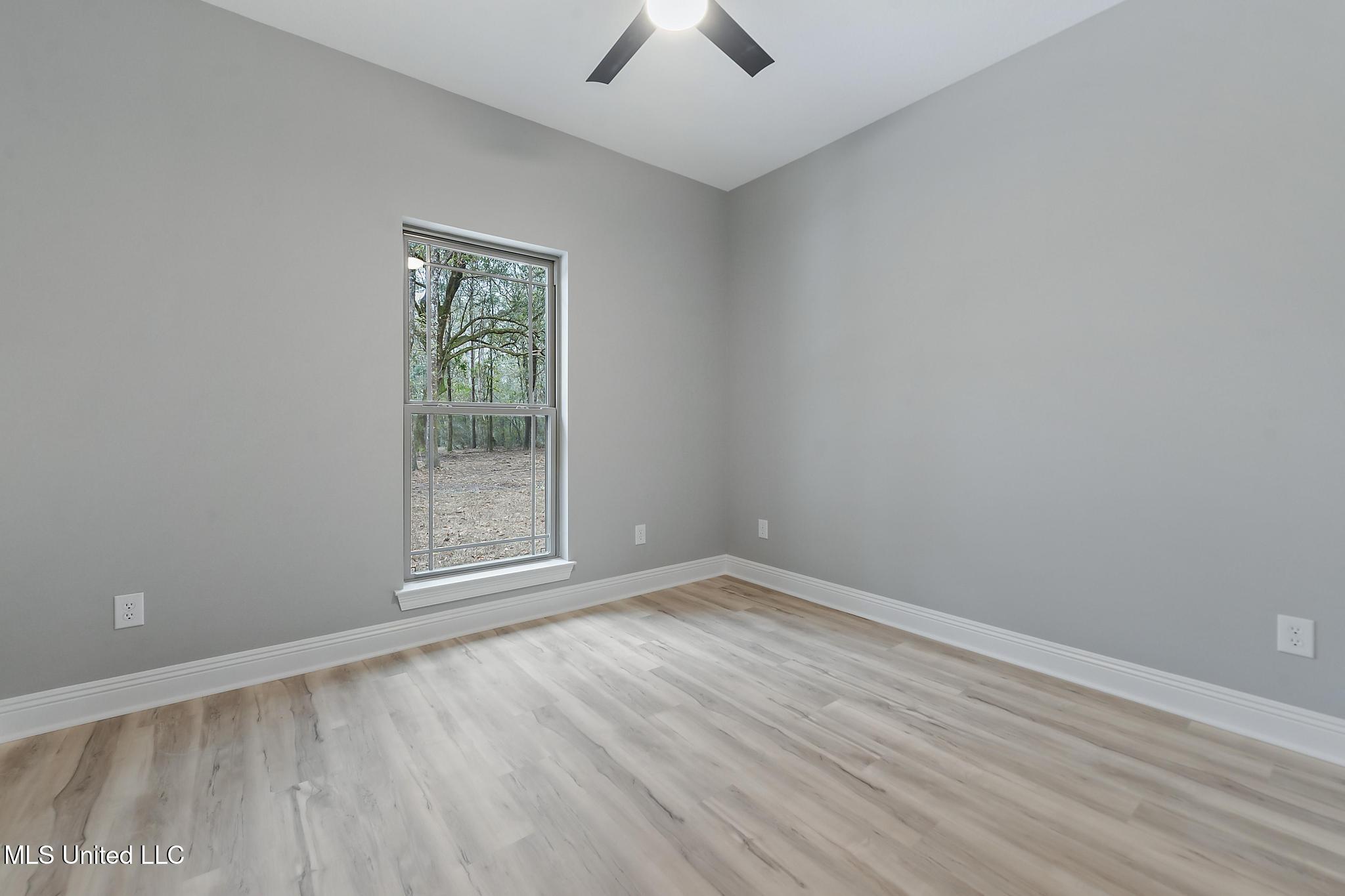 5360 Hoda Road Kiln, MS 39556 - Photo 18 of 38 2nd Bedroom