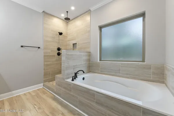 $399,900 | 5360 Hoda Road, Kiln, MS 39556