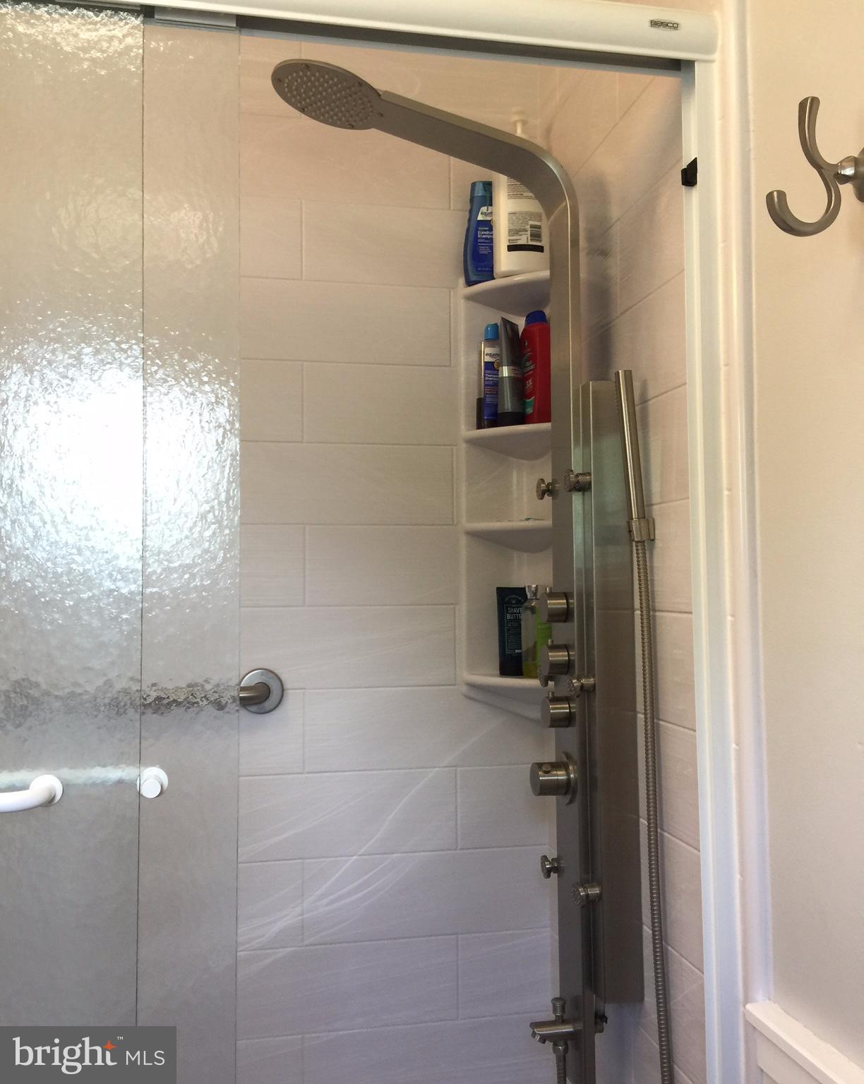 7506 Old Battle Grove Road Baltimore, MD 21222 - Photo 15 of 30 Spa Shower 2016