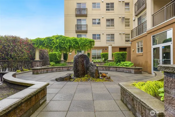 $799,000 | 118 107th Avenue Northeast, Unit B115, Bellevue, WA 98004