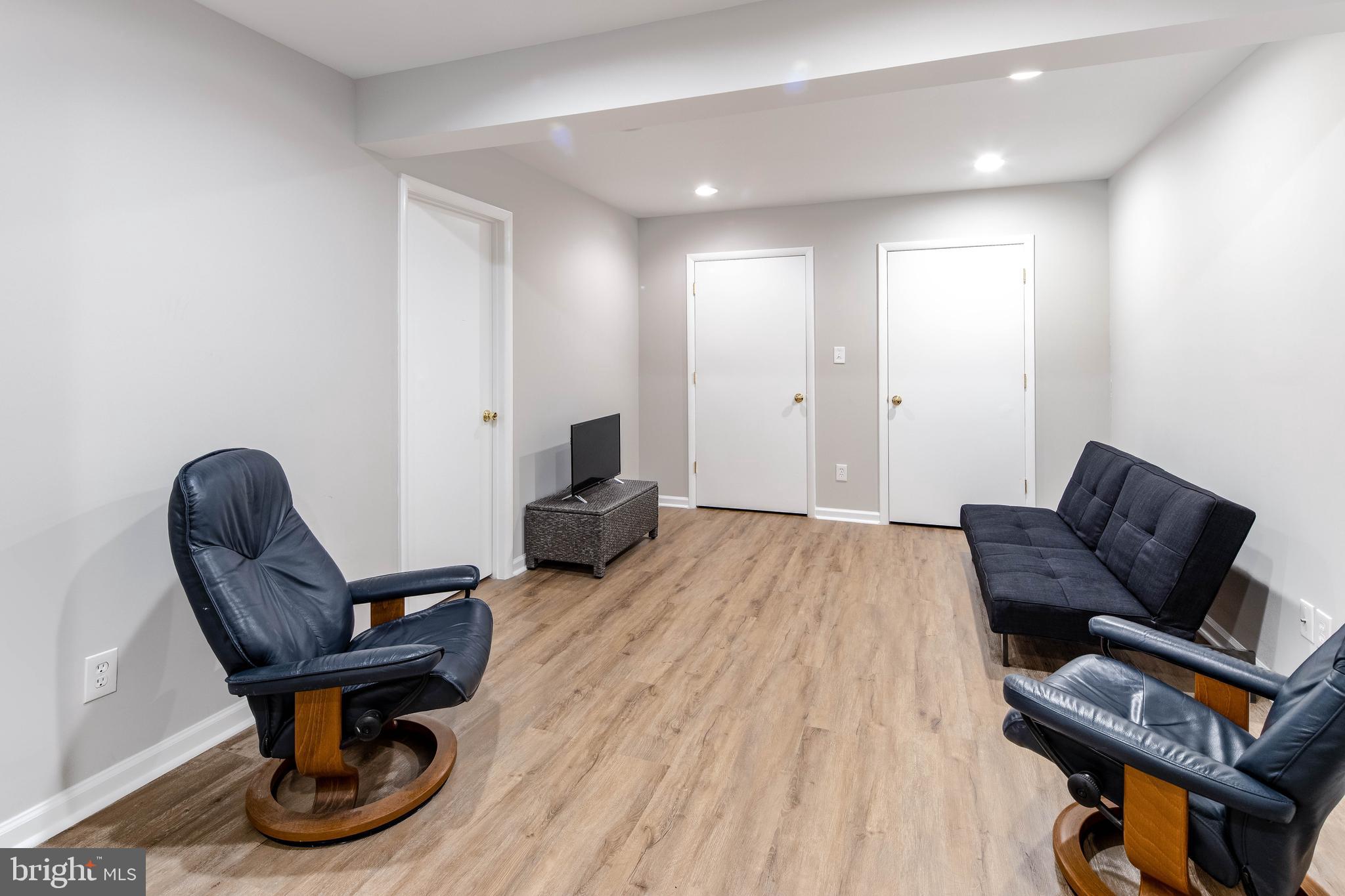 4430 Roland Springs Drive Baltimore, MD 21210 - Photo 23 of 33