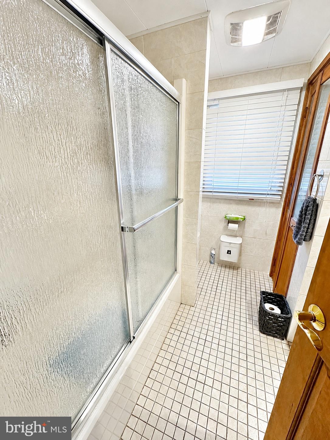 2451 Cold Springs Road Huntingdon, PA 16652 - Photo 18 of 47 Main level full bath