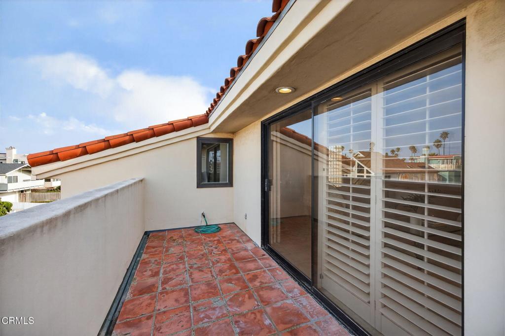 4169 Ocean Drive Oxnard, CA 93035 - Photo 35 of 74 43-web-or-mls-023_Upmarketmedia_4169Oce-